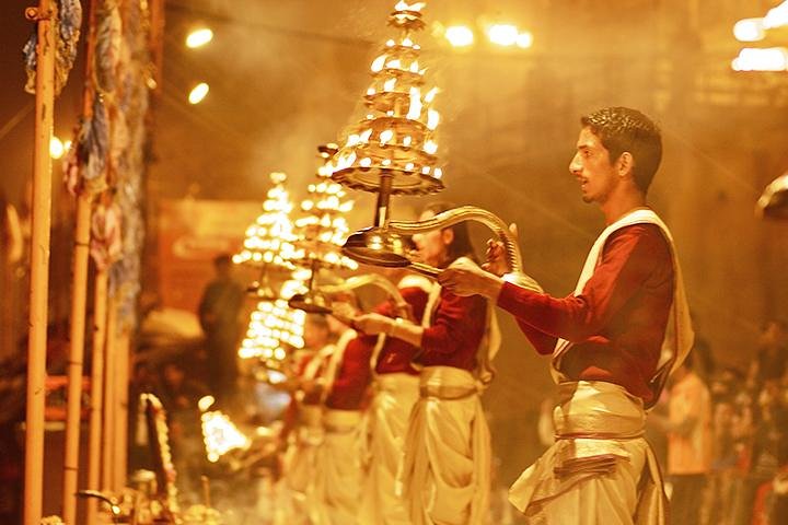 Evening Ganga Aarti ceremony at Dashashwamedh Ghat, Varanasi